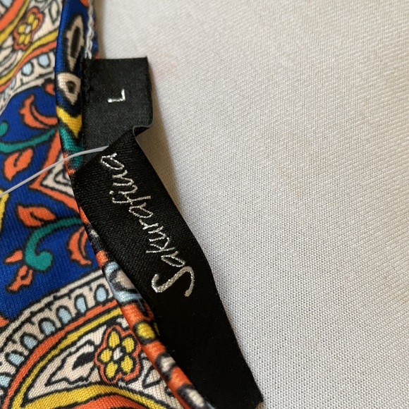 Blouse- Woman’s Floral Print New With Tags-Large - Picture 6 of 6